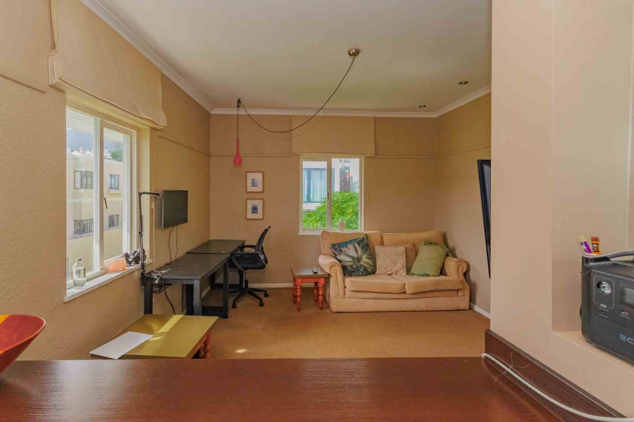 To Let 1 Bedroom Property for Rent in Bantry Bay Western Cape